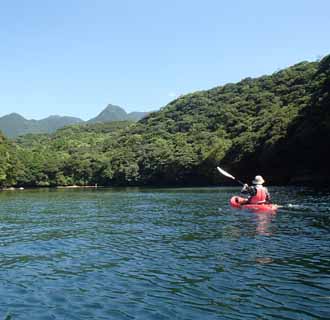 初心者でも安心のシットオントップカヤック